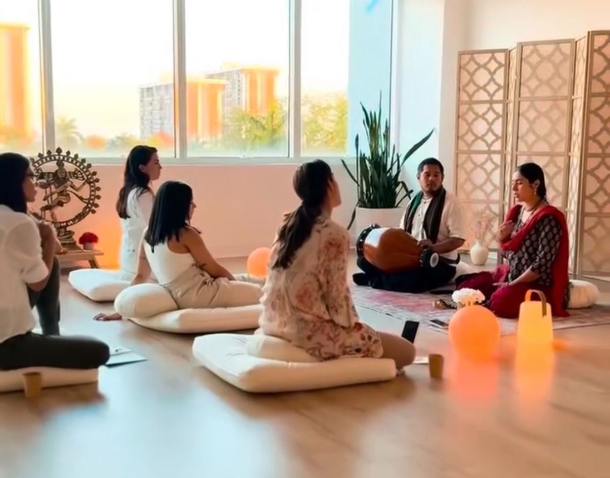 Jamil Apostol leading a workshop and song circle